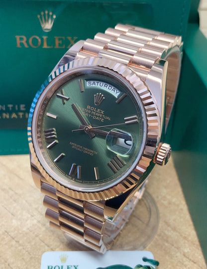 Rolex replica Day-Date Rose Gold olive dial