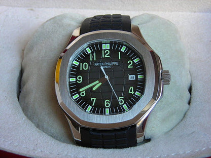 Patek Philippe aquanaut black dial