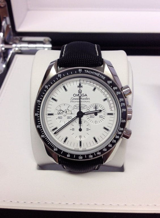 Omega Speedmaster Snoopy